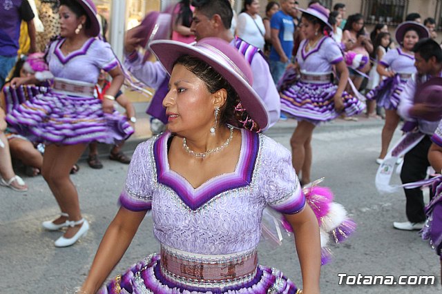 Desfile de baile. Fiestas en honor a la Virgen de la Urkupia (Bolivia) - 73