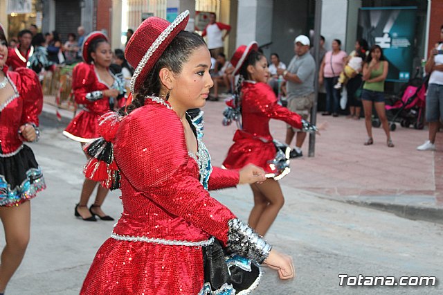 Desfile de baile. Fiestas en honor a la Virgen de la Urkupia (Bolivia) - 88