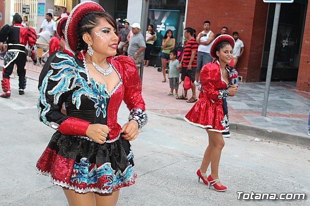 Desfile de baile. Fiestas en honor a la Virgen de la Urkupia (Bolivia) - 89