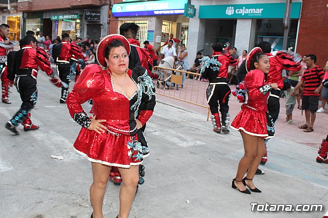 Desfile de baile. Fiestas en honor a la Virgen de la Urkupia (Bolivia) - 90