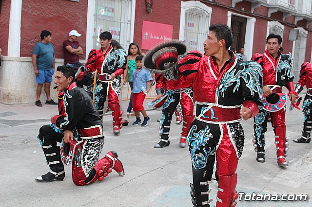 Desfile de baile. Fiestas en honor a la Virgen de la Urkupia (Bolivia) - 95