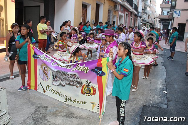 Desfile de baile. Fiestas en honor a la Virgen de la Urkupia (Bolivia) - 100