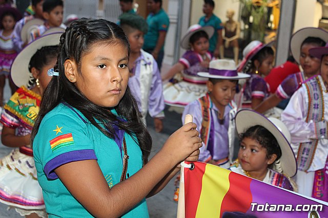 Desfile de baile. Fiestas en honor a la Virgen de la Urkupia (Bolivia) - 101