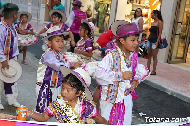 Desfile de baile. Fiestas en honor a la Virgen de la Urkupia (Bolivia) - 102
