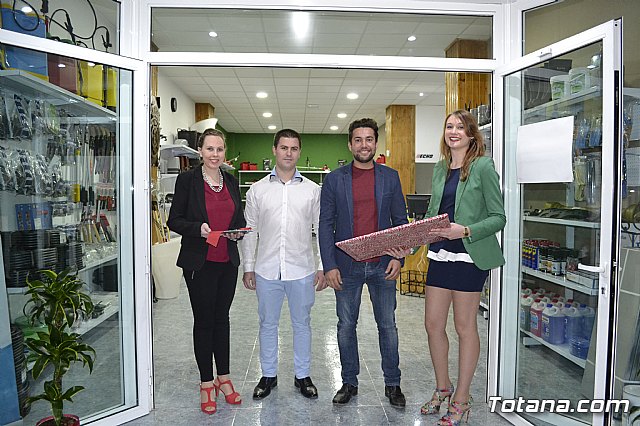 Abre sus puertas Femagro, una nueva tienda de ferretera agrcola en Totana - 9
