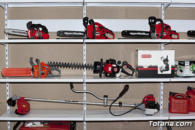 Abre sus puertas Femagro, una nueva tienda de ferretera agrcola en Totana - 70