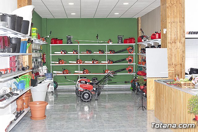 Abre sus puertas Femagro, una nueva tienda de ferretera agrcola en Totana - 117