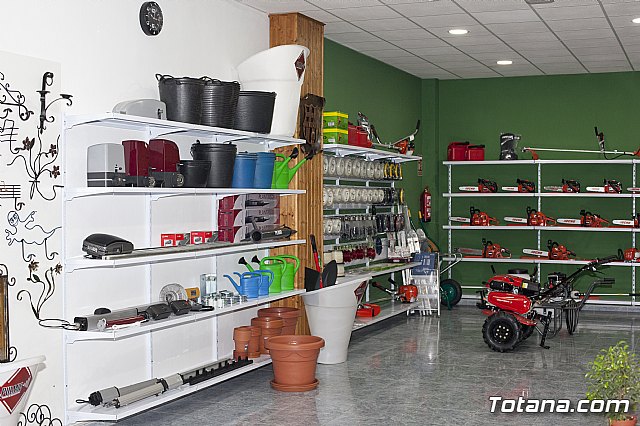 Abre sus puertas Femagro, una nueva tienda de ferretera agrcola en Totana - 119