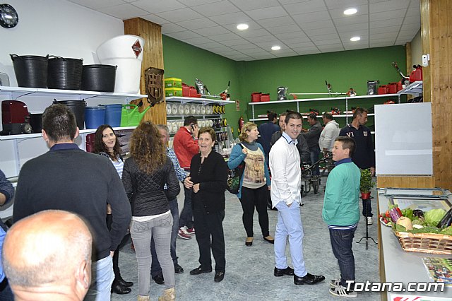 Abre sus puertas Femagro, una nueva tienda de ferretera agrcola en Totana - 138