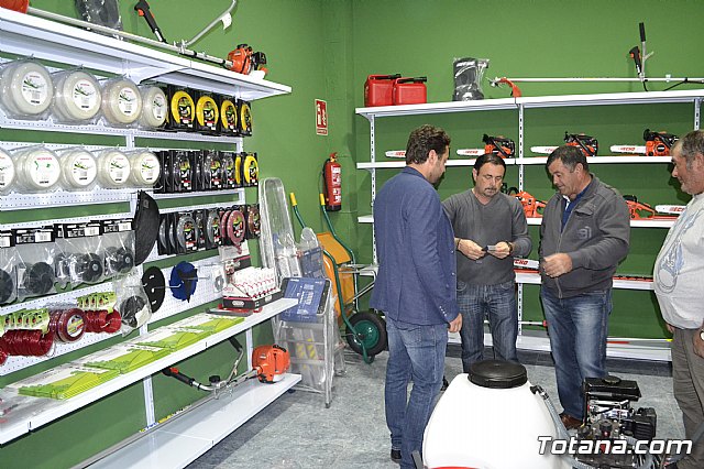 Abre sus puertas Femagro, una nueva tienda de ferretera agrcola en Totana - 170