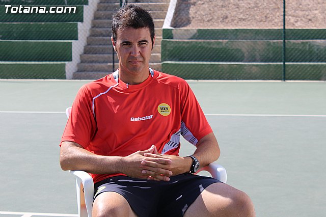 Ilustres Vecinos. Captulo 1. - Con Pedro Cnovas (ex-jugador y entrenador ATP) y Juan Jos Cnovas (alcalde de Totana) - 1