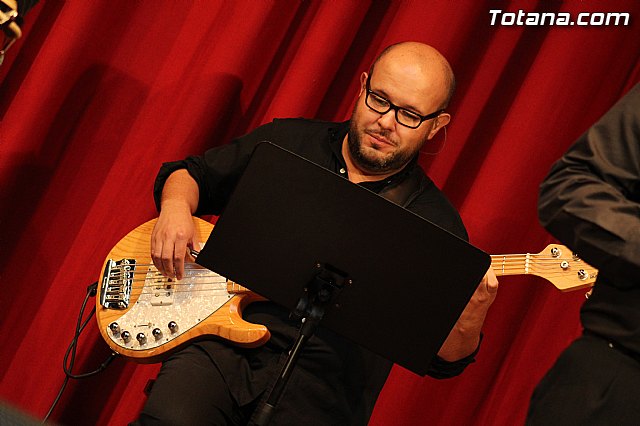 Presentacin CD Como un Bolero - PORCANTAR - 33