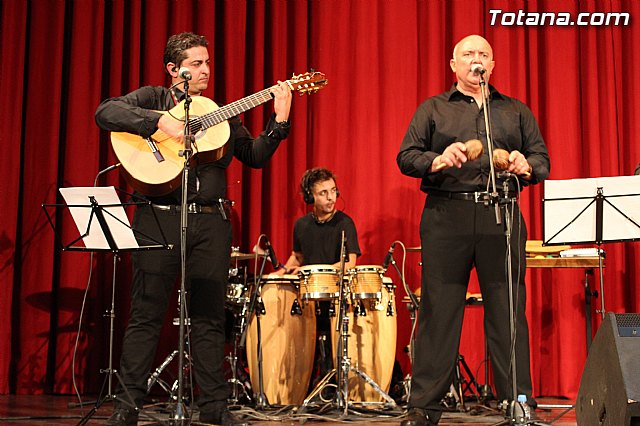 Presentacin CD Como un Bolero - PORCANTAR - 64