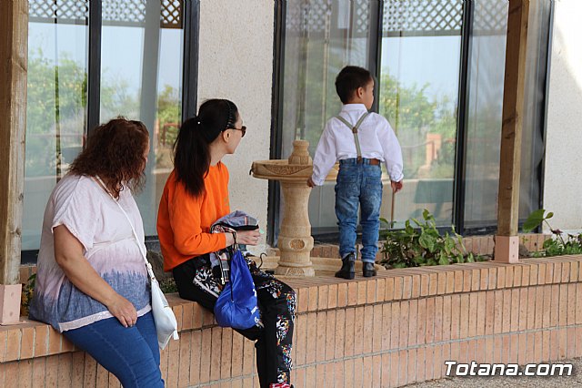 Los mayores de la Residencia La Pursima celebran la Feria de Abril 2017  - 5