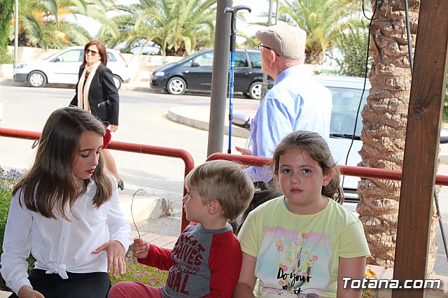 Los mayores de la Residencia La Pursima celebran la Feria de Abril 2017  - 17