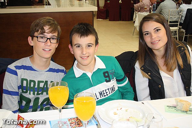 Comida solidaria AELIP - Premios 2014 - 4