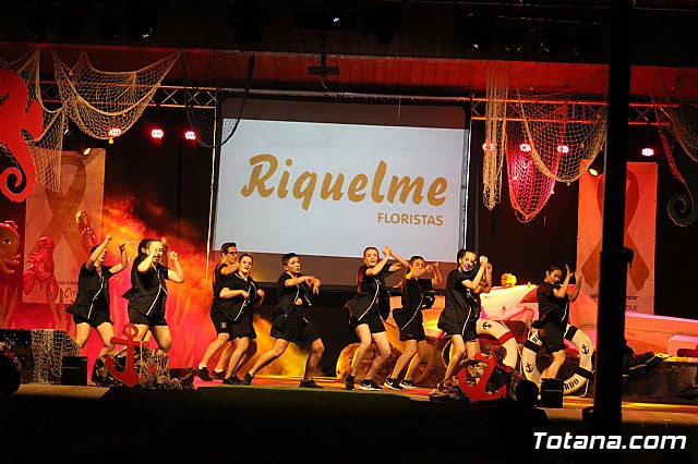 VI Desfile Solidario de Lencera y Bao a beneficio de Afacmur 2019 - 80