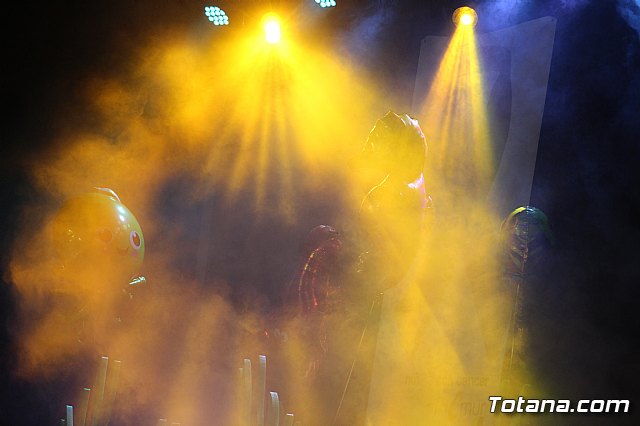 VI Desfile Solidario de Lencera y Bao a beneficio de Afacmur 2019 - 207