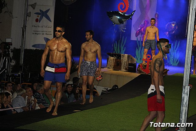 VI Desfile Solidario de Lencera y Bao a beneficio de Afacmur 2019 - 251