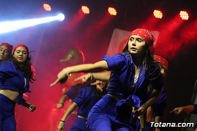 VI Desfile Solidario de Lencera y Bao a beneficio de Afacmur 2019 - 270