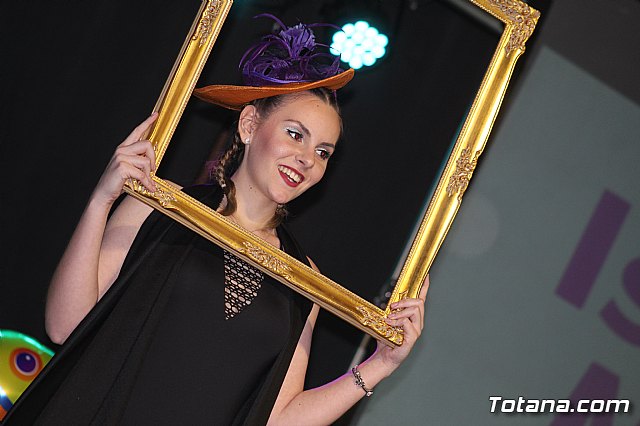 VI Desfile Solidario de Lencera y Bao a beneficio de Afacmur 2019 - 326