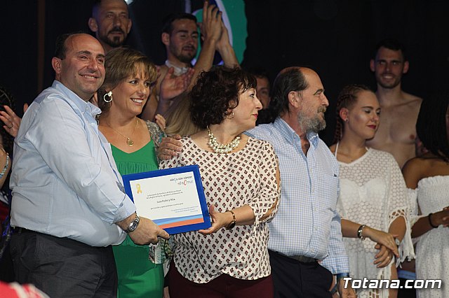 VI Desfile Solidario de Lencera y Bao a beneficio de Afacmur 2019 - 380