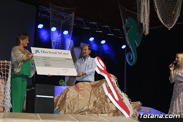 VI Desfile Solidario de Lencera y Bao a beneficio de Afacmur 2019 - 384