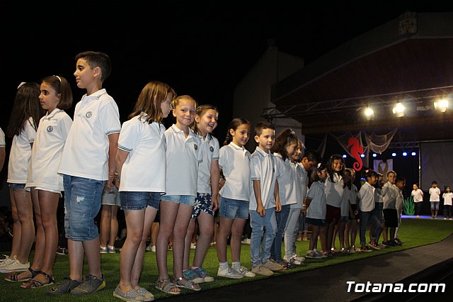 VI Desfile Solidario de Lencera y Bao a beneficio de Afacmur 2019 - 389