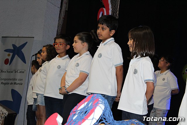 VI Desfile Solidario de Lencera y Bao a beneficio de Afacmur 2019 - 398