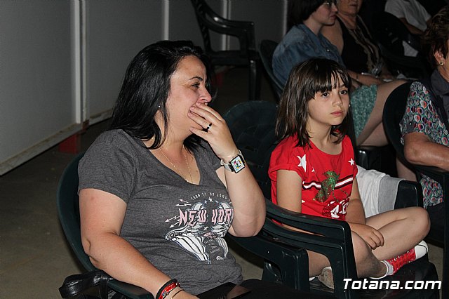 VI Desfile Solidario de Lencera y Bao a beneficio de Afacmur 2019 - 405