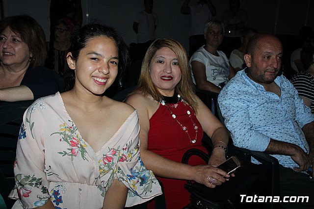 VI Desfile Solidario de Lencera y Bao a beneficio de Afacmur 2019 - 408