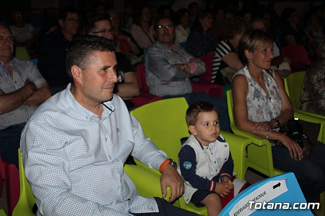 VI Desfile Solidario de Lencera y Bao a beneficio de Afacmur 2019 - 436