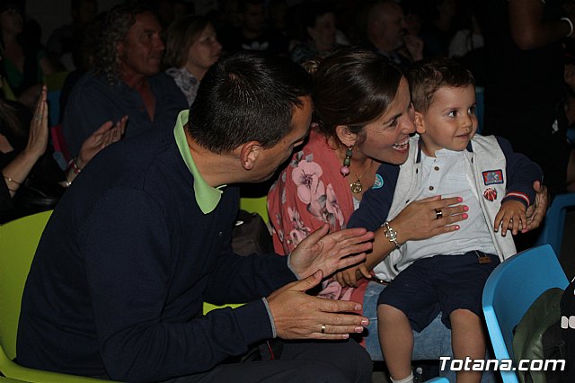 VI Desfile Solidario de Lencera y Bao a beneficio de Afacmur 2019 - 444