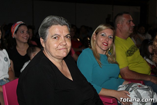 VI Desfile Solidario de Lencera y Bao a beneficio de Afacmur 2019 - 452