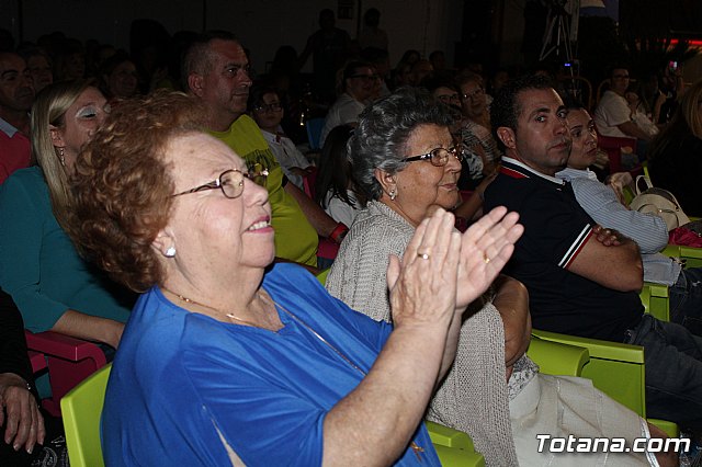 VI Desfile Solidario de Lencera y Bao a beneficio de Afacmur 2019 - 453