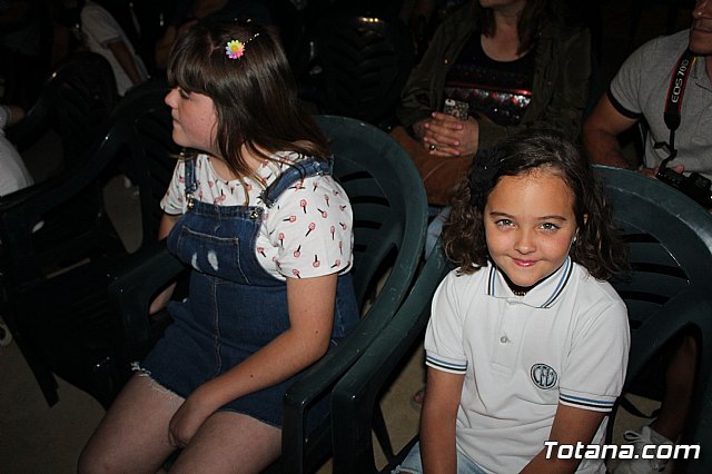 VI Desfile Solidario de Lencera y Bao a beneficio de Afacmur 2019 - 471