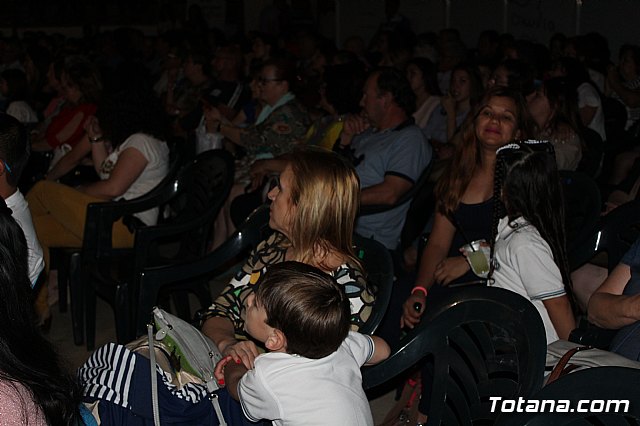 VI Desfile Solidario de Lencera y Bao a beneficio de Afacmur 2019 - 472