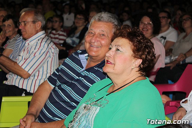 VI Desfile Solidario de Lencera y Bao a beneficio de Afacmur 2019 - 475