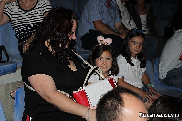 VI Desfile Solidario de Lencera y Bao a beneficio de Afacmur 2019 - 517