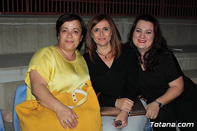 VI Desfile Solidario de Lencera y Bao a beneficio de Afacmur 2019 - 532