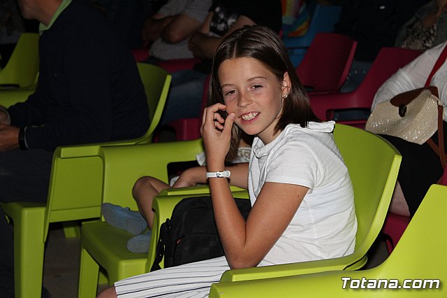 VI Desfile Solidario de Lencera y Bao a beneficio de Afacmur 2019 - 592