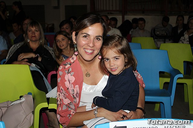 VI Desfile Solidario de Lencera y Bao a beneficio de Afacmur 2019 - 593