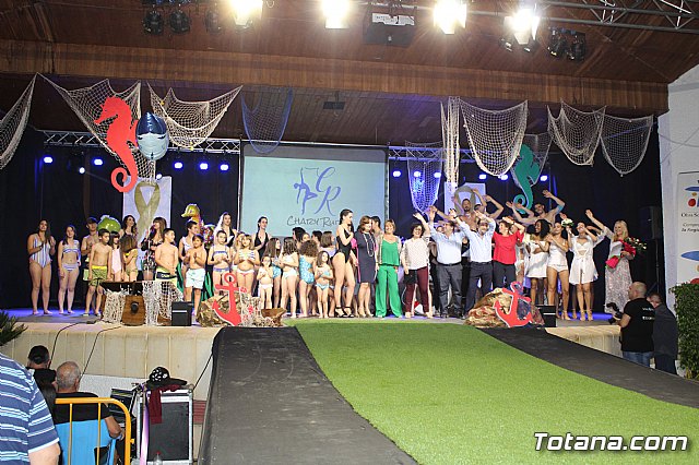 VI Desfile Solidario de Lencera y Bao a beneficio de Afacmur 2019 - 640