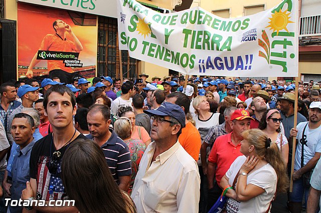 Concentracin ante la CHS para reivindicar agua para riego - 15