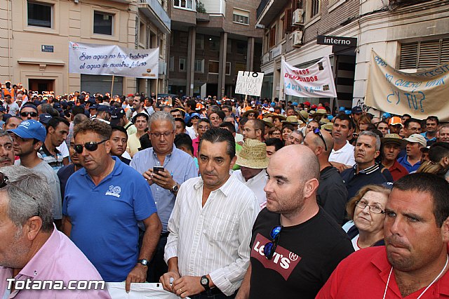 Concentracin ante la CHS para reivindicar agua para riego - 23