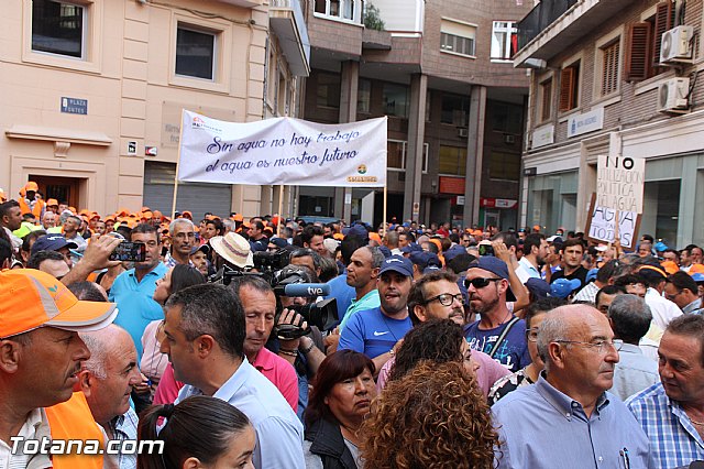 Concentracin ante la CHS para reivindicar agua para riego - 26