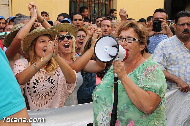Concentracin ante la CHS para reivindicar agua para riego - 37