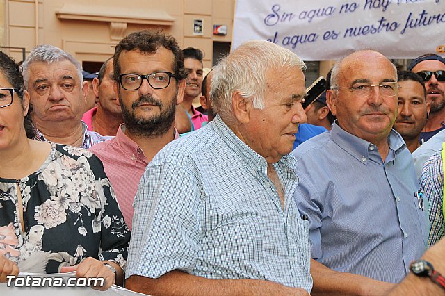 Concentracin ante la CHS para reivindicar agua para riego - 40