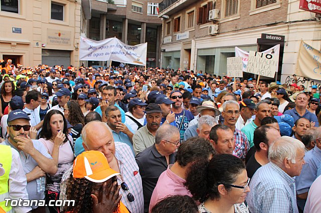 Concentracin ante la CHS para reivindicar agua para riego - 47