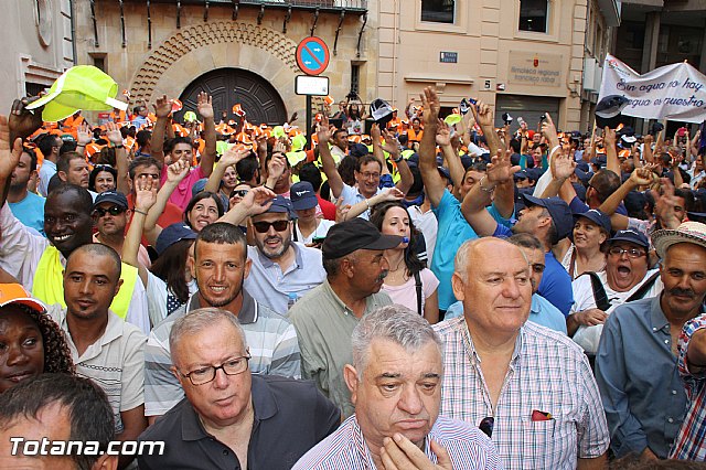 Concentracin ante la CHS para reivindicar agua para riego - 61